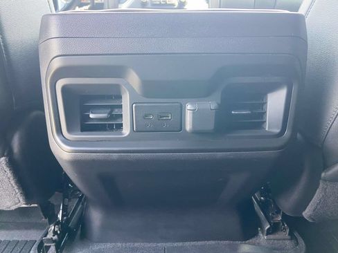 Used 2021 Chevrolet Silverado 1500 LT Trail Boss w/ Convenience Package II AWD/4WD image 23