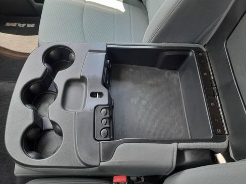 Used 2014 RAM 1500 Express AWD/4WD image 22
