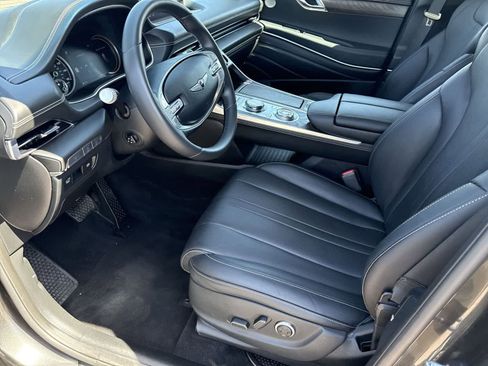 Used 2024 Genesis GV80 2.5T image 16