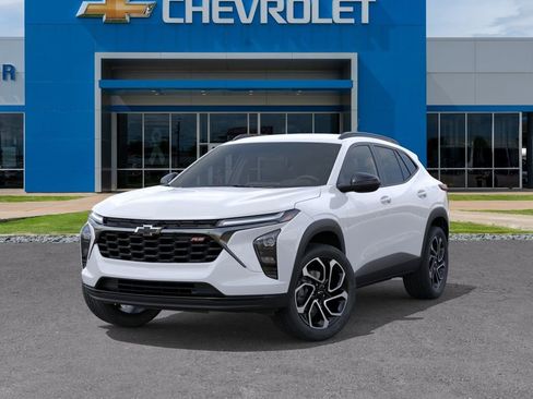 New 2026 Chevrolet Trax RS w/ Driver Confidence Package FWD image 6