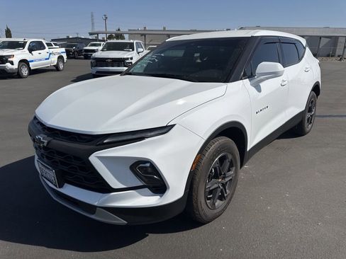 Certified 2023 Chevrolet Blazer LT w/ LPO, Floor Liner Package FWD image 1