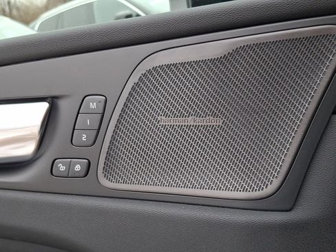 New 2026 Volvo XC60 B5 Plus w/ Protection Package Premier image 14