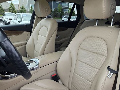 Used 2018 Mercedes-Benz GLC 300 4MATIC image 21