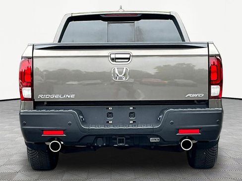 Used 2023 Honda Ridgeline RTL-E image 5