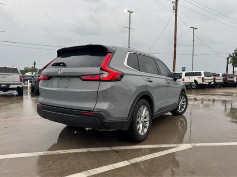Used 2025 Honda CR-V EX-L image 4