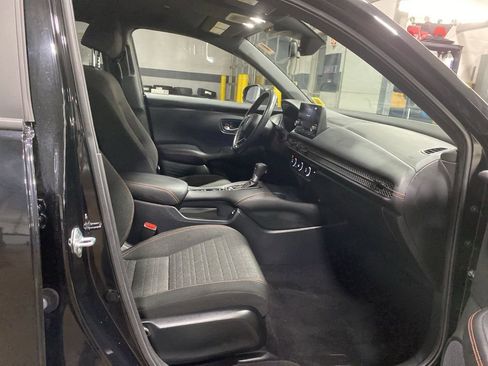 Certified 2023 Honda HR-V Sport image 12