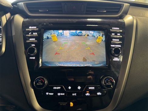 Used 2023 Nissan Murano SV image 18