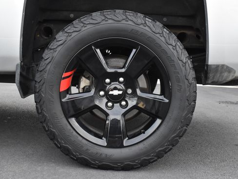 Used 2017 Chevrolet Silverado 1500 LTZ Z71 w/ Redline Edition image 24