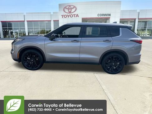 Used 2022 Mitsubishi Outlander SEL Black Edition AWD/4WD image 2