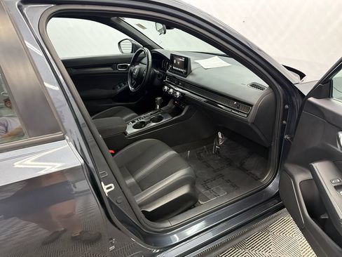 Used 2023 Honda Civic Sport image 13