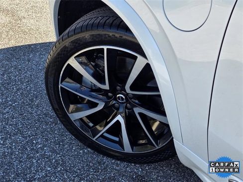 Used 2021 Volvo XC90 T8 Inscription Expression w/ Climate Package image 40