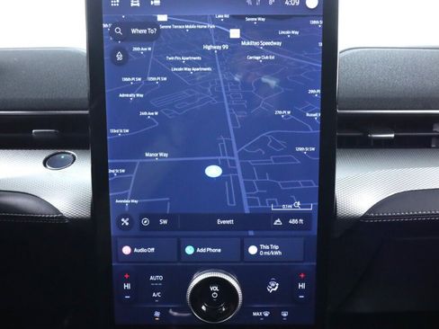 Used 2022 Ford Mustang Mach-E Select image 17