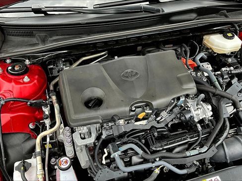 Used 2025 Toyota Camry LE FWD image 30
