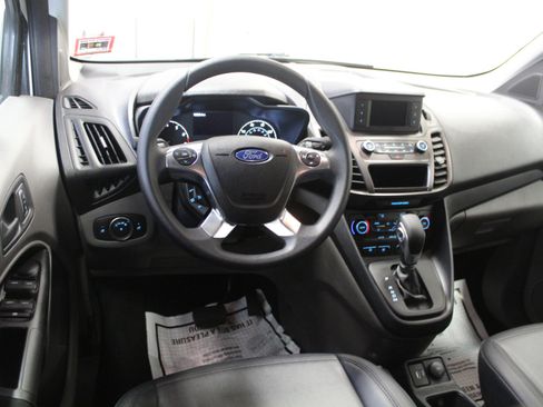 Used 2022 Ford Transit Connect XL image 7
