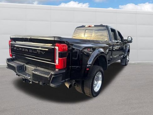 Used 2025 Ford F450 Platinum image 5