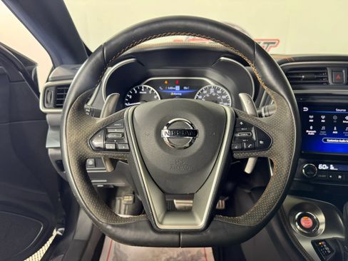 Used 2021 Nissan Maxima SR w/ Sport Mat Group FWD image 13