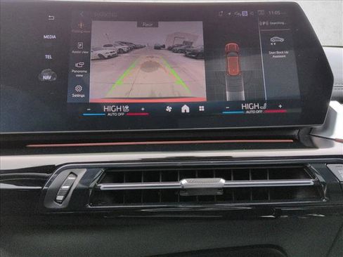 Used 2025 BMW X1 xDrive28i w/ Convenience Package image 13