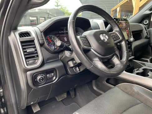 Used 2020 RAM 2500 Laramie AWD/4WD image 2