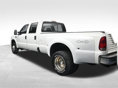 Used 2006 Ford F350 XLT AWD/4WD image 3