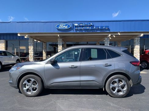 Used 2025 Ford Escape ST-Line image 6