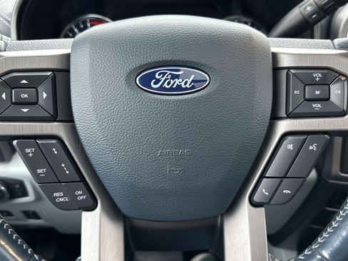 Used 2022 Ford F450 Limited w/ FX4 Off-Road Package image 20