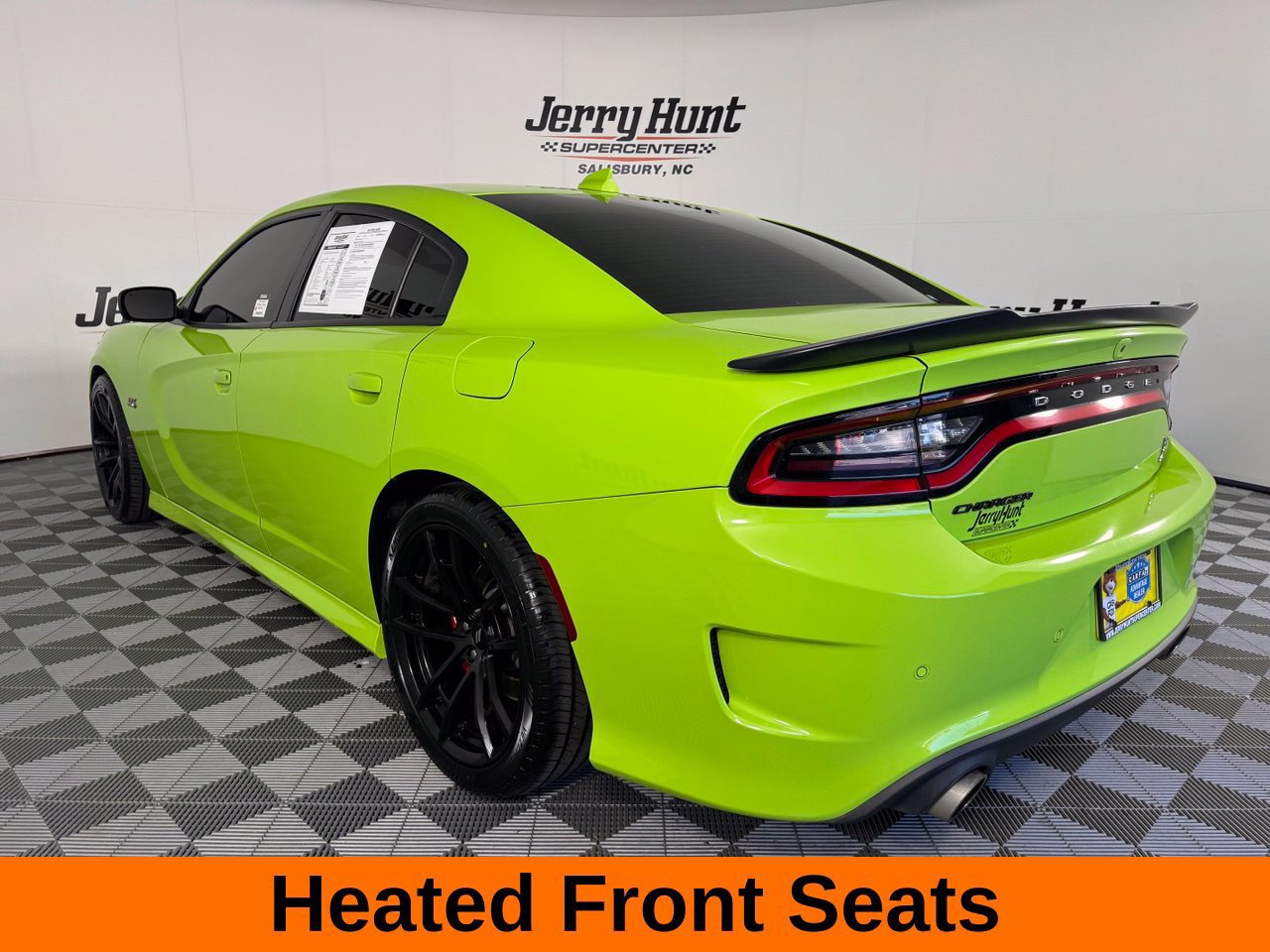 Used 2023 Dodge Charger Scat Pack w/ Dynamics Package RWD image 10