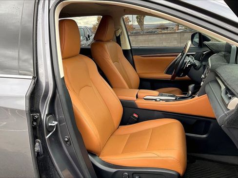 Used 2022 Lexus RX 350L FWD w/ Premium Package image 8