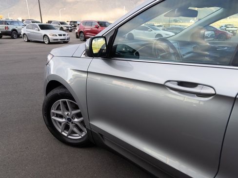 Used 2021 Ford Edge SEL image 10