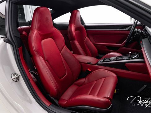 Used 2024 Porsche 911 Carrera S image 42