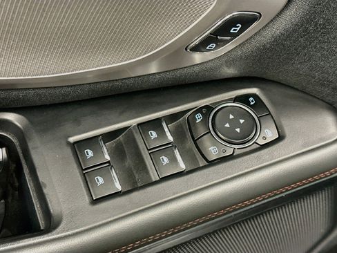 Used 2025 Ford Expedition Active AWD/4WD image 15