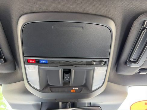 Certified 2025 Subaru Forester Sport AWD/4WD image 17
