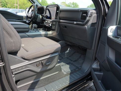 Used 2024 Ford F150 XLT w/ Equipment Group 302A MID AWD/4WD image 33