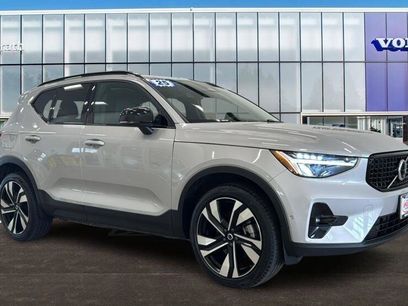 Used 2025 Volvo XC40 B5 Plus