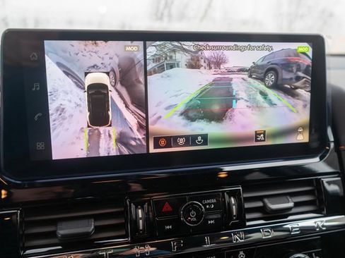 New 2026 Nissan Pathfinder SV image 22