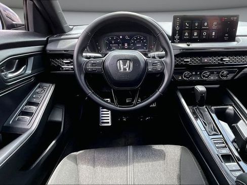 Used 2024 Honda Accord Sport image 8