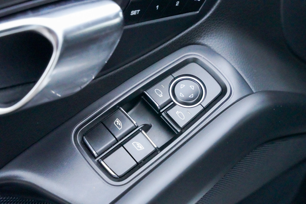 Used 2015 Porsche Cayman S RWD image 25