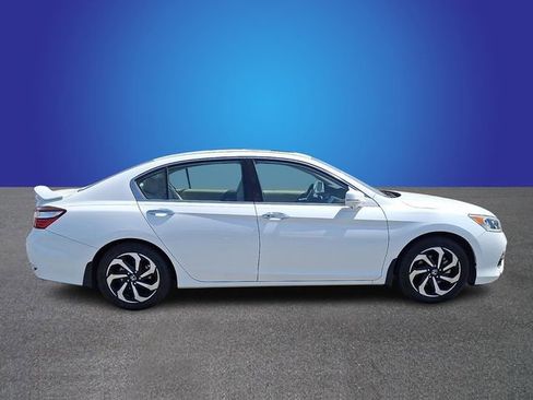 Used 2017 Honda Accord EX-L image 3