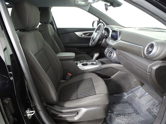 Used 2022 Chevrolet Blazer LT FWD image 13
