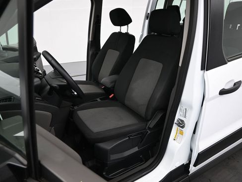 Certified 2022 Ford Transit Connect XL image 9