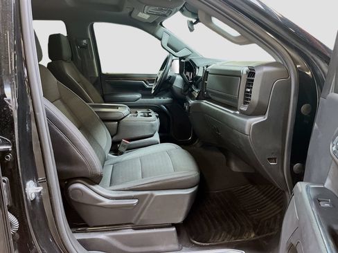 Used 2024 Chevrolet Silverado 1500 LT AWD/4WD image 27