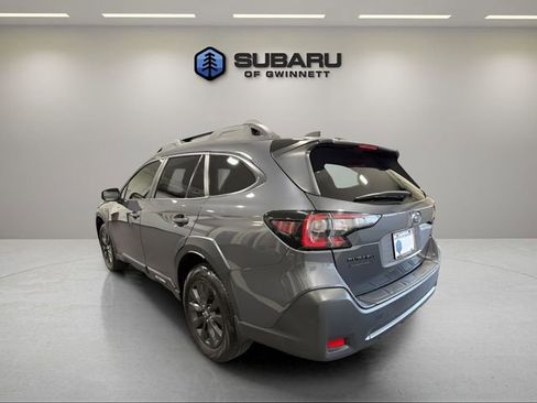 Used 2025 Subaru Outback Onyx Edition XT image 3