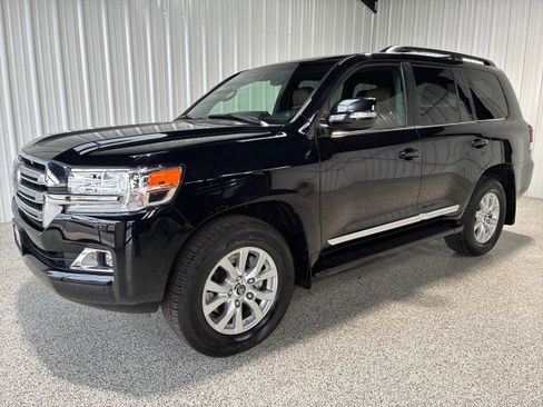 Used 2021 Toyota Land Cruiser image 1