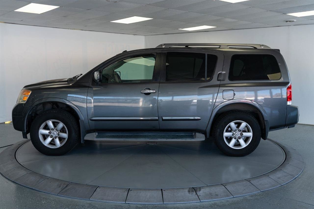 Used 2010 Nissan Armada SE AWD/4WD image 4
