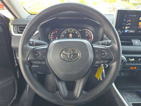 Certified 2025 Toyota RAV4 LE FWD image 24