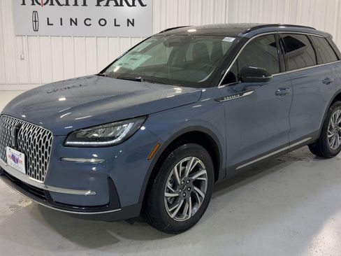 New 2026 Lincoln Corsair Premiere image 5