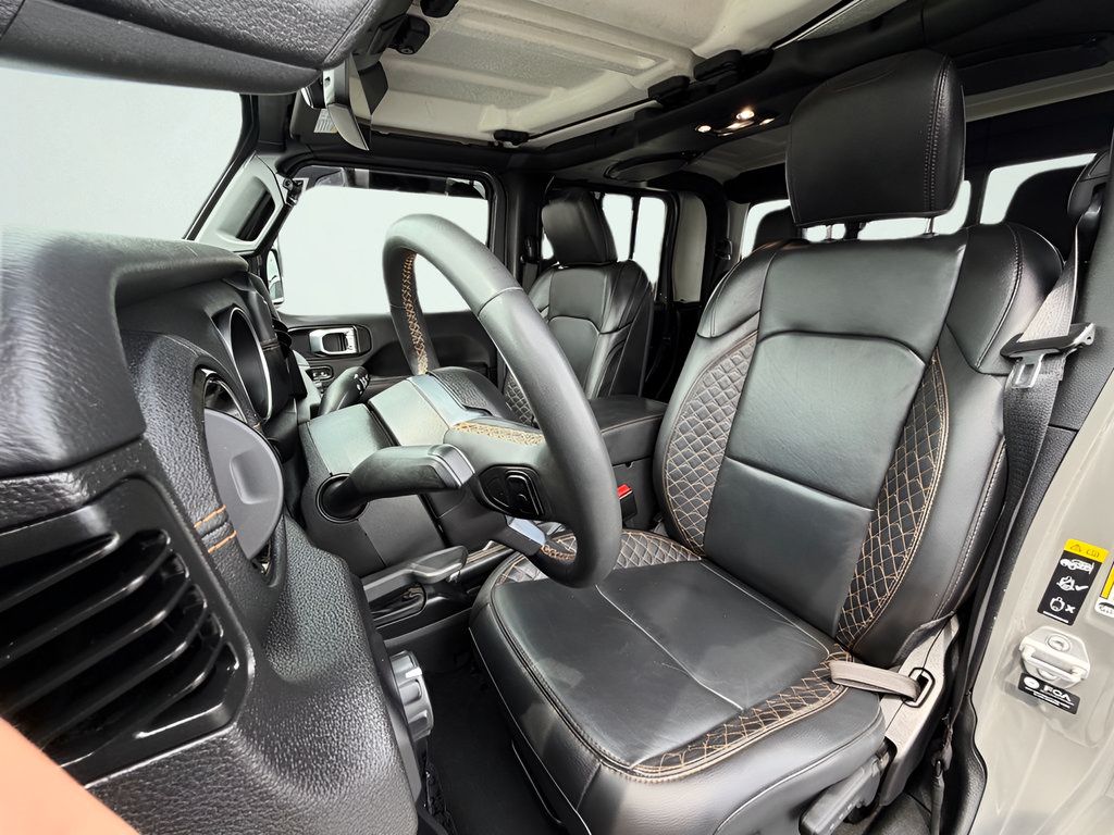 Used 2023 Jeep Gladiator Overland AWD/4WD image 24