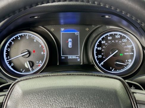 Used 2024 Toyota Camry SE FWD image 14