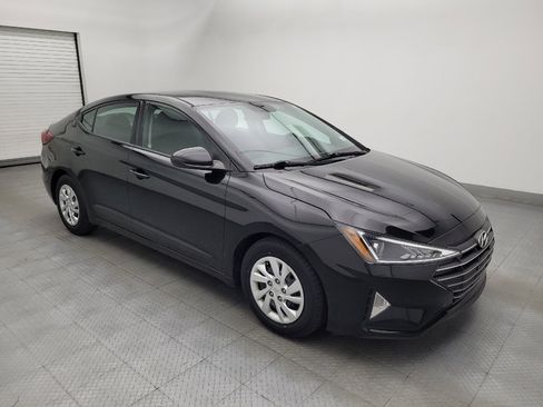 Used 2019 Hyundai Elantra SE w/ Cargo Package FWD image 13