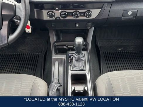 Used 2016 Toyota Tacoma SR w/ Towing Package image 18