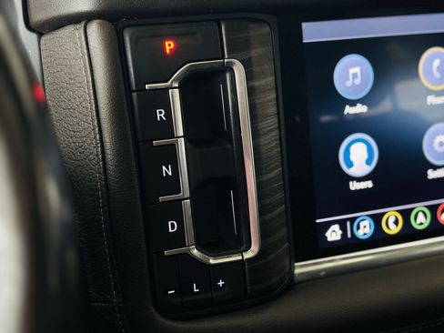 Used 2021 GMC Yukon XL Denali w/ Advanced Technology Package AWD/4WD image 58